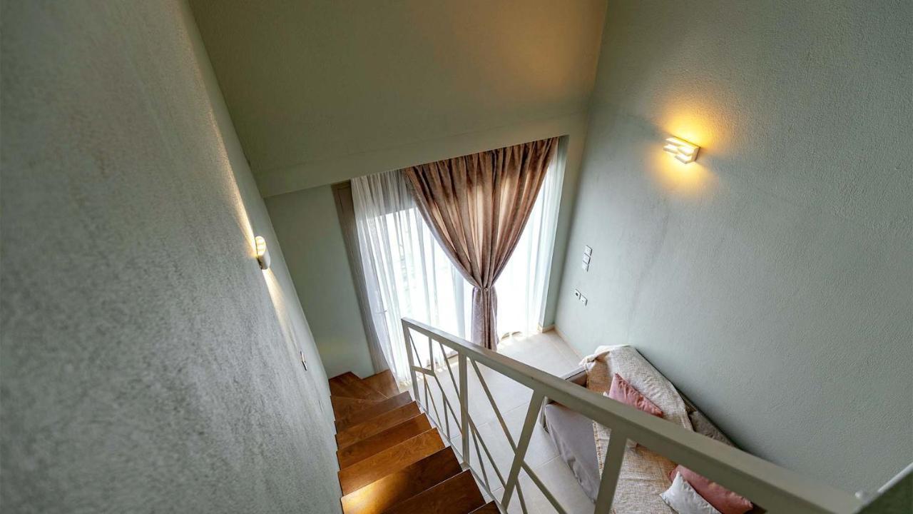 Estelle Family Luxury Apartments & Suites Gerakini Exterior photo